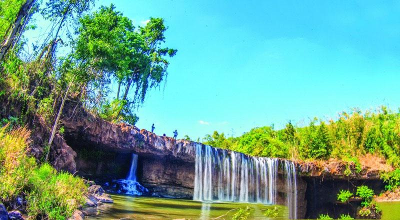 Tour tiêu chuẩn